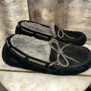 UGG Men's Olsen slippers Size 7